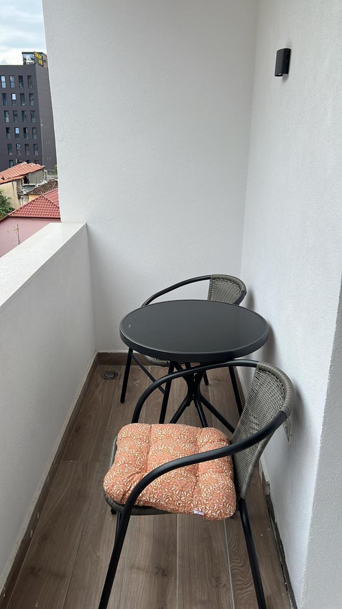 Tirana Center Hideaway Leilighet Eksteriør bilde